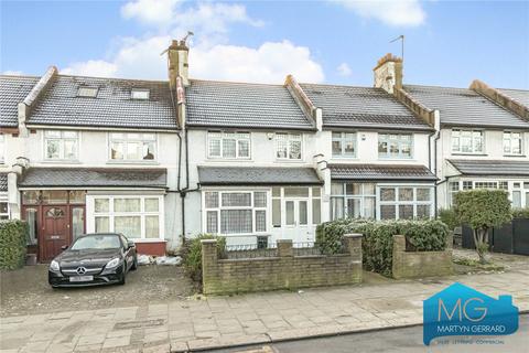 Woodhouse Road, London, N12 3 bed terraced house for sale