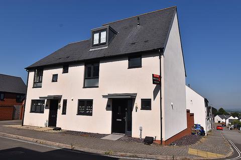 Old Quarry Drive, Exminster, Exeter, EX6 4 bed semi