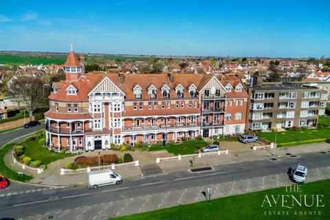 The Grand, 6 The Esplanade... 1 bed apartment for sale