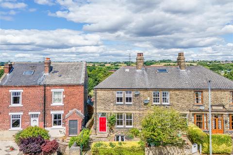 Brandy Carr Road, Wakefield WF2 3 bed house for sale