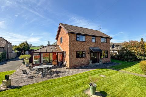 Old Clehonger, Hereford, HR2 4 bed detached house for sale