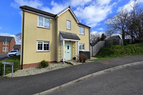 Kathleen Grange, Bideford 3 bed detached house for sale