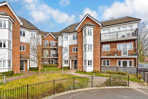 Precision Court, Horsham RH13 2 bed apartment for sale