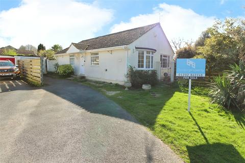 Farm Road, West Moors, Ferndown, BH22 2 bed bungalow for sale