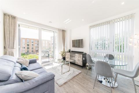 Medawar Drive, Mill Hill, London 1 bed flat for sale
