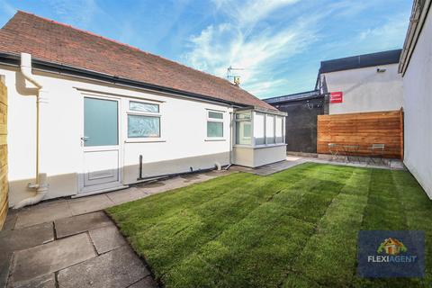 Cottage Lane, Ormskirk L39 2 bed detached bungalow for sale