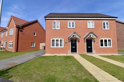 White Mill Drive, Pocklington 3 bed semi