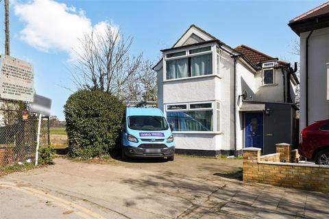 Repton Avenue, Wembley 3 bed detached house for sale