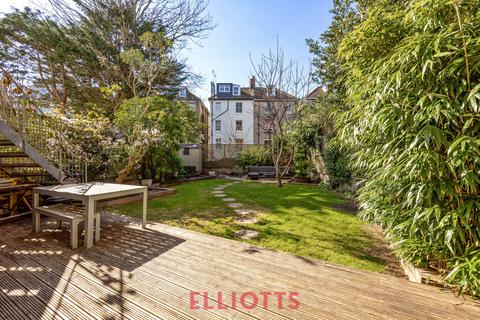 Tisbury Road, Hove 2 bed apartment for sale
