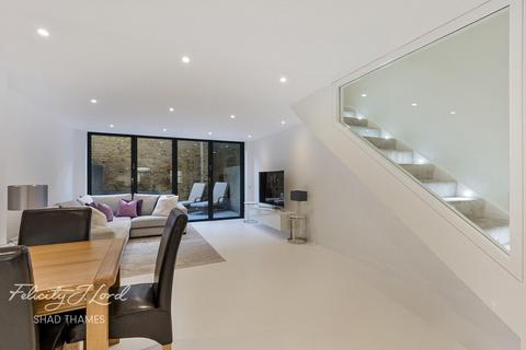 The Townhouse, Butlers & Colonial... 3 bed terraced house for sale