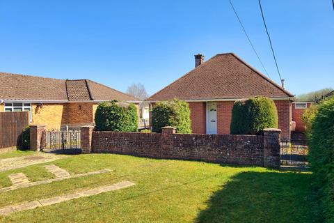 Woodlands Road, Woodlands SO40 2 bed detached bungalow for sale