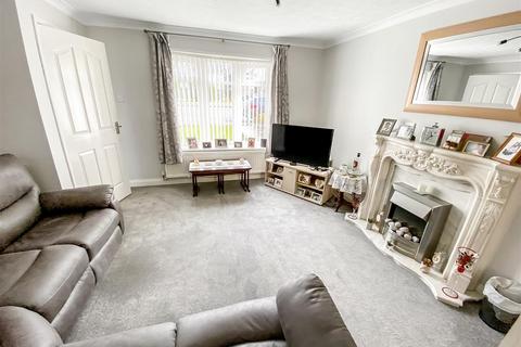 Hurworth Hunt, The Chase, Newton... 3 bed semi