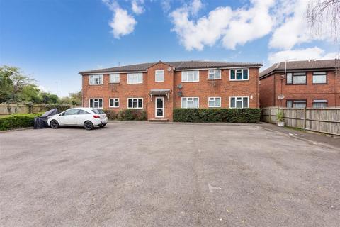Paxton Avenue, Slough 1 bed flat for sale
