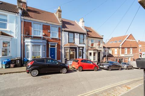 Bedminster, Bristol BS3 2 bed terraced house for sale