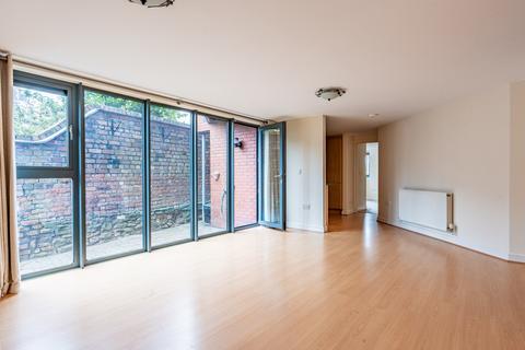 Bristol BS1 2 bed flat for sale