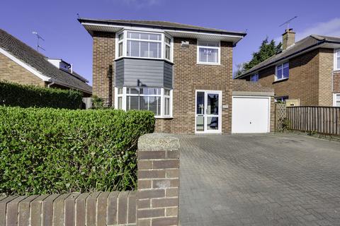 Garrison Lane, Suffolk IP11 3 bed detached house for sale