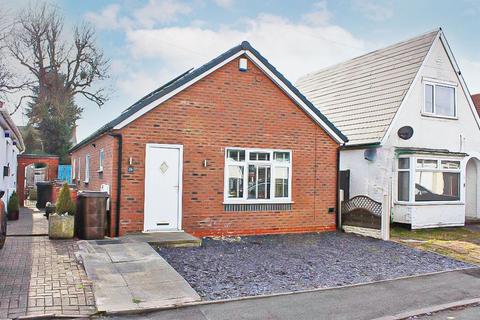 Malins Road, Wolverhampton, WV4 6AW 2 bed bungalow for sale