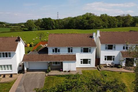28 Duffryn Crescent, Peterson