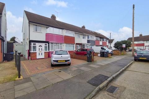 Lytton Avenue, Enfield, EN3 3 bed semi
