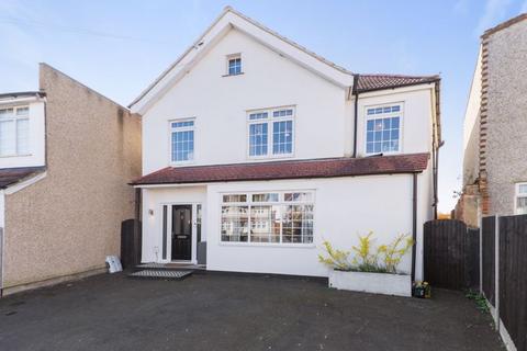 Olron Crescent, Bexleyheath DA6 5 bed detached house for sale