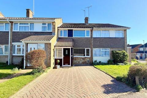 Butely Road, Top Hill, Luton, LU4 9EW 3 bed terraced house for sale