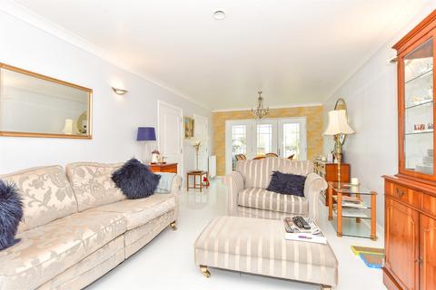 Parkside Close, Waterlooville PO7 4 bed detached house for sale