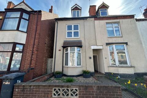 Newtown Road, Warwickshire CV12 3 bed end of terrace house for sale