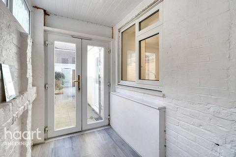 Alma Road, Sheerness 3 bed terraced house for sale