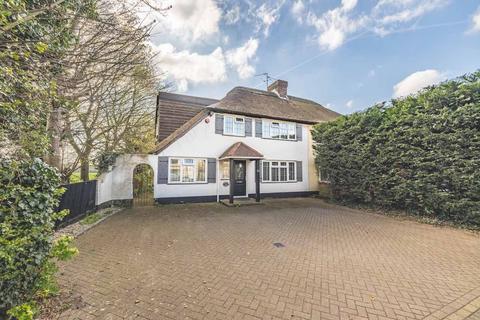 The Poynings, Richings Park SL0 5 bed semi