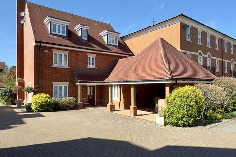 St Gabriel's, Wantage, OX12 5 bed detached house for sale
