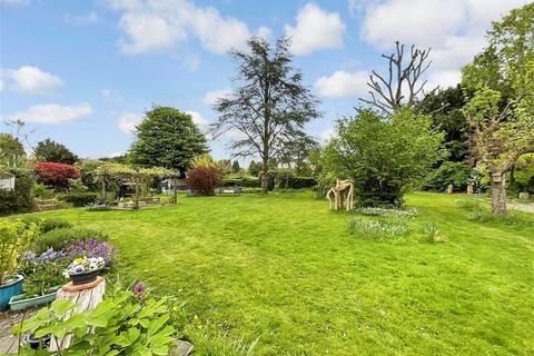 Wateringbury Road, East Malling, Kent 4 bed detached house for sale