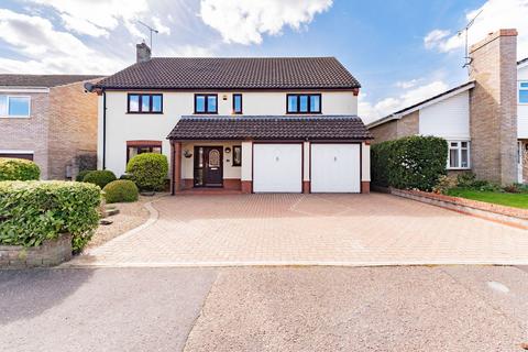 Grenville Way, Thetford IP24 6 bed detached house for sale