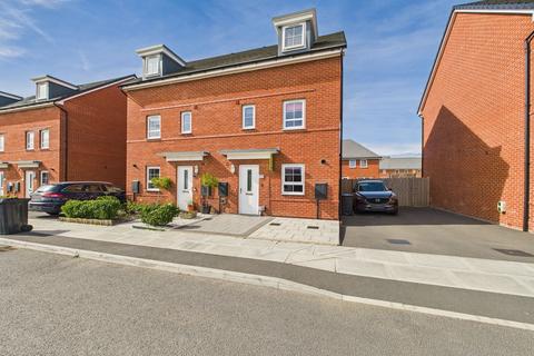 Darlton Drive, Southport PR8 4 bed semi