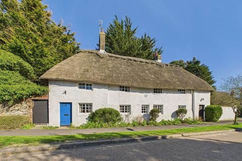 Connaught Avenue, Shoreham by Sea 4 bed cottage for sale