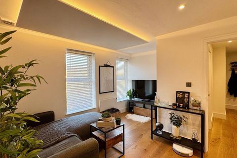 Park Street, Newbury RG14 1 bed flat for sale