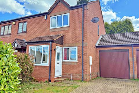 Dexter Way, Birchmoor, Tamworth... 2 bed semi