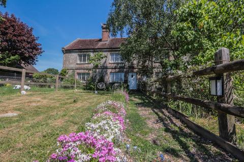 Available With No Onward Chain In... 2 bed terraced house for sale