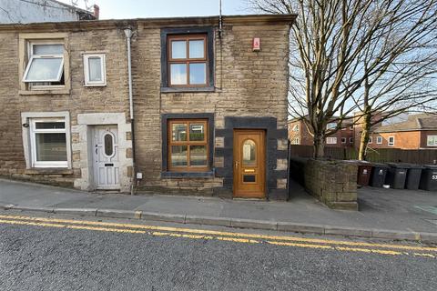 Oldham Road, Springhead, Oldham 2 bed end of terrace house for sale