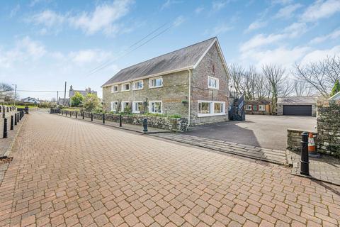 Bridgend CF31 6 bed detached house for sale