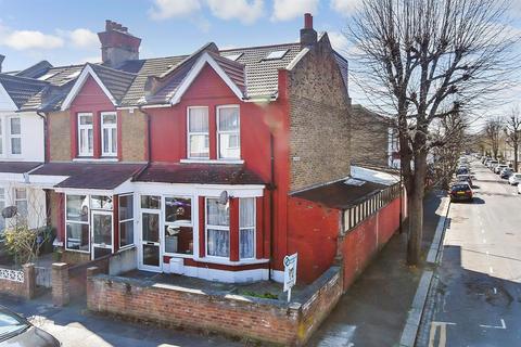 Manor Road, Leyton 6 bed end of terrace house for sale