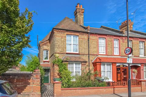 Farrant Avenue, London N22 2 bed end of terrace house for sale