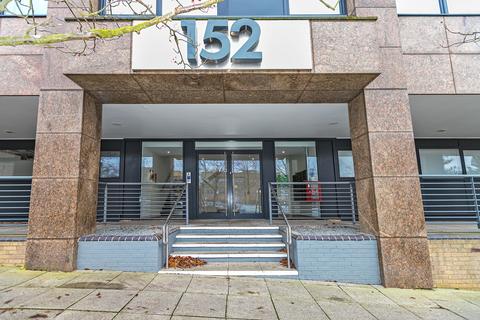Silbury Boulevard, Milton Keynes, MK9 1 bed apartment for sale