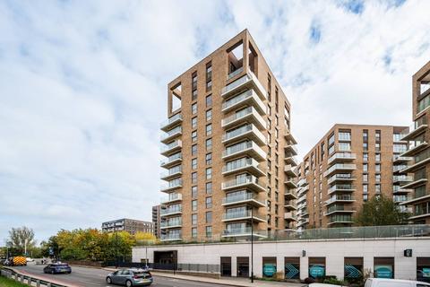 Kidbrooke Park Road, Kidbrooke... 2 bed flat for sale