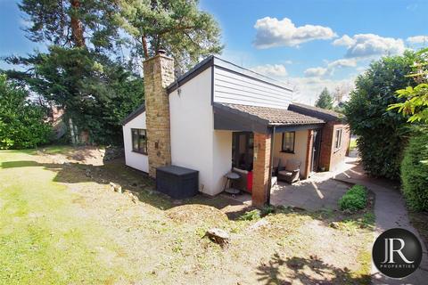 St. Johns Close, Slitting Mill WS15 3 bed bungalow for sale