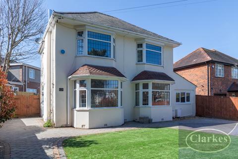 LARGE 3 DOUBLE BED West Way, Bournemouth 3 bed house for sale