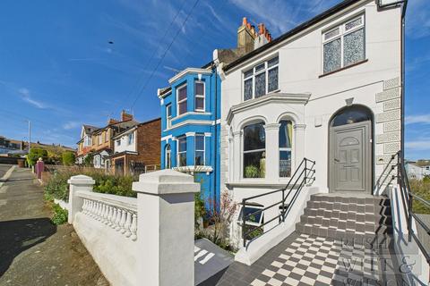 Edwin Road, Hastings 4 bed semi