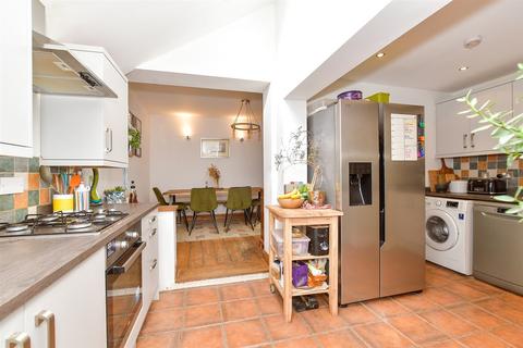 Ford Road, Arundel BN18 4 bed terraced house for sale