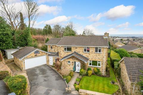 The Ghyll, Huddersfield, HD2 4 bed detached house for sale