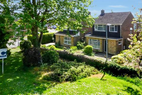 The Beeches, Deanshanger, Milton Keynes 4 bed detached house for sale