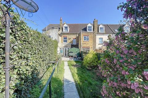 Malling Road, Snodland, ME6 3 bed house for sale